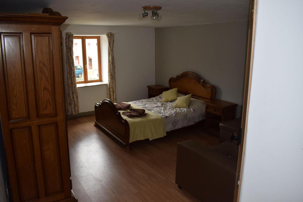 Chambre D'Hotes De Puy Faucher Arrenes Exterior foto